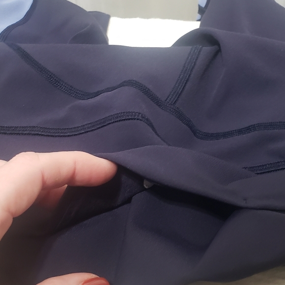 Lululemon Sz 4 Mix & Mesh 21" Leggings in Midnight - Picture 11 of 16